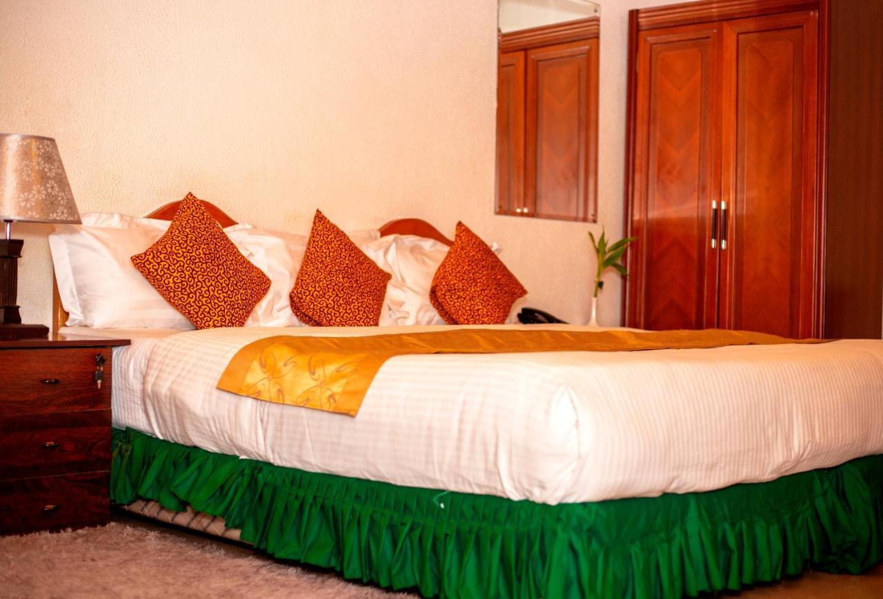 Royal Park Hotel Kumasi Exterior foto